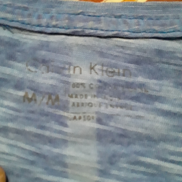 Calvin Klein Mens Medium Blue and Black V-Neck T-Shirt - Picture 10 of 13